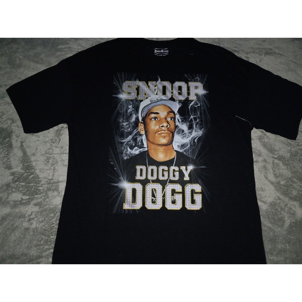 Dogg Supply by Snoop Dogg T-Shirt Size Large Men's Black SS, Logo Crew Neck